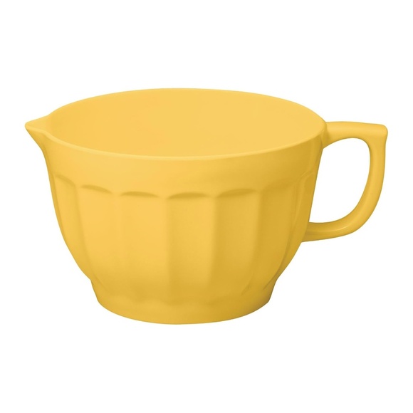 Melamine Batter Bowl with Pour Spout & Handle, 4.3qt - Yellow - Picture 1 of 4